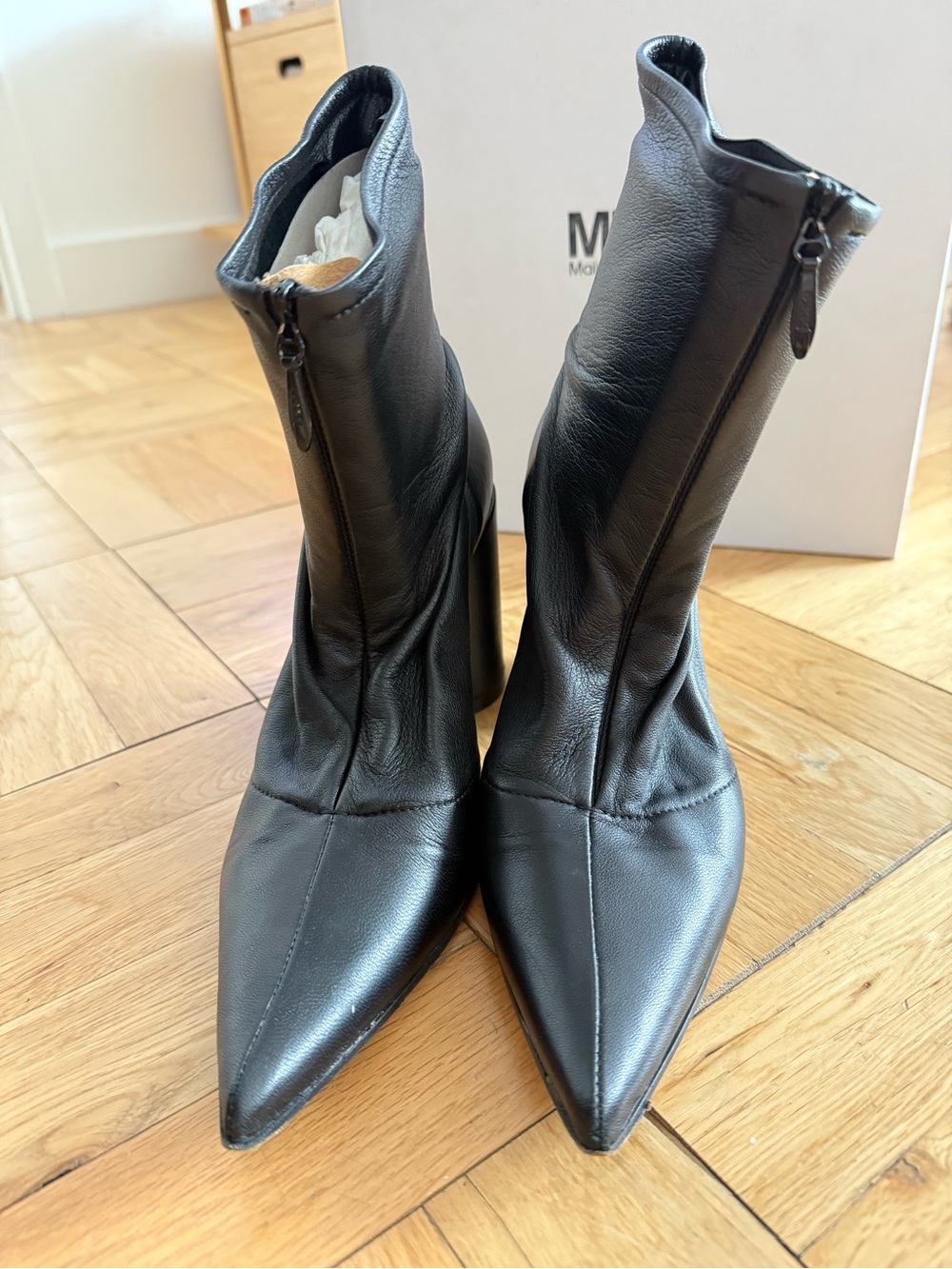 MM6 Maison Martin Margiela Black front zip Pointed Toe Leather Ankle Boots